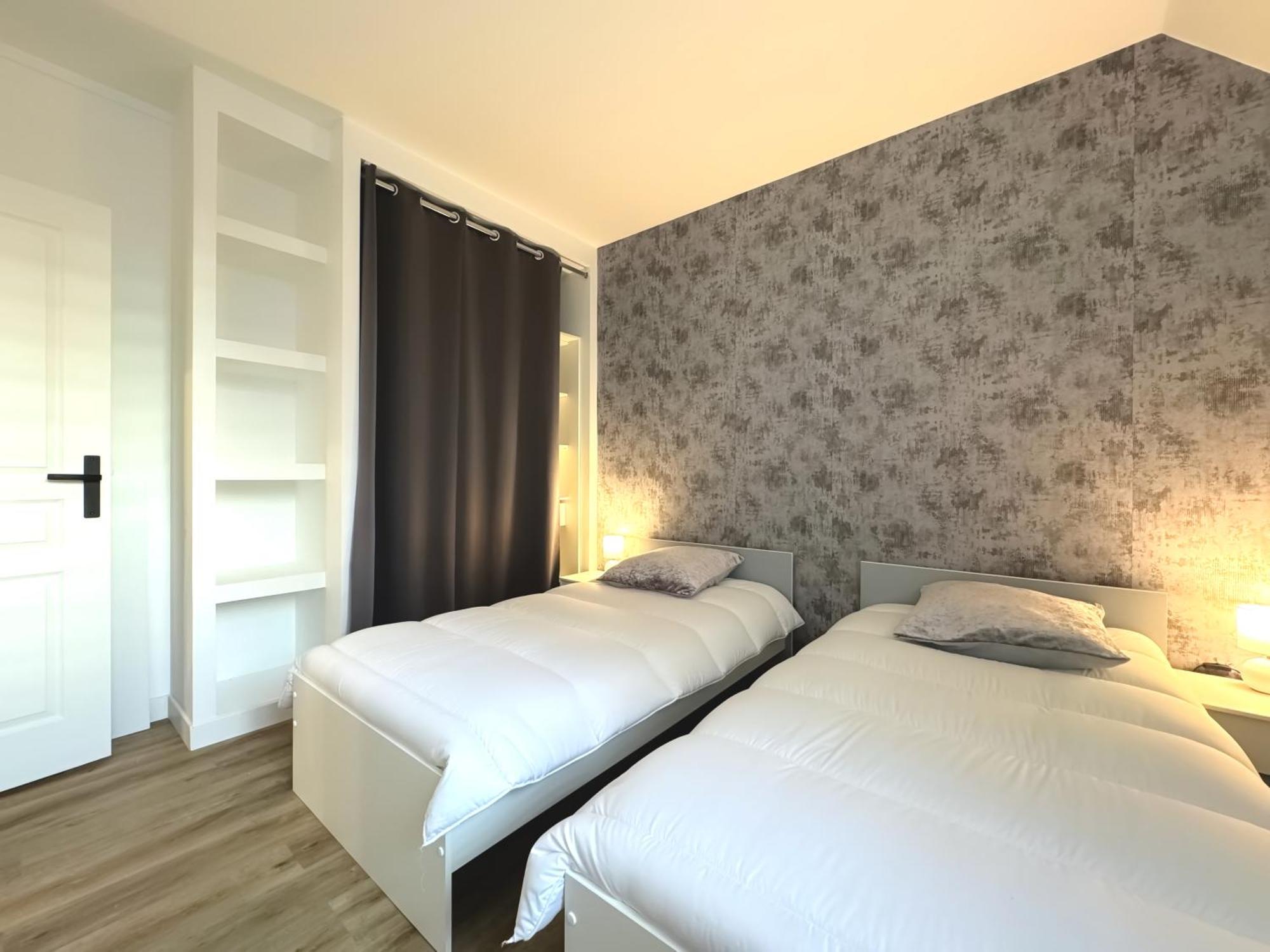Le Charmant Grenoble Bagian luar foto