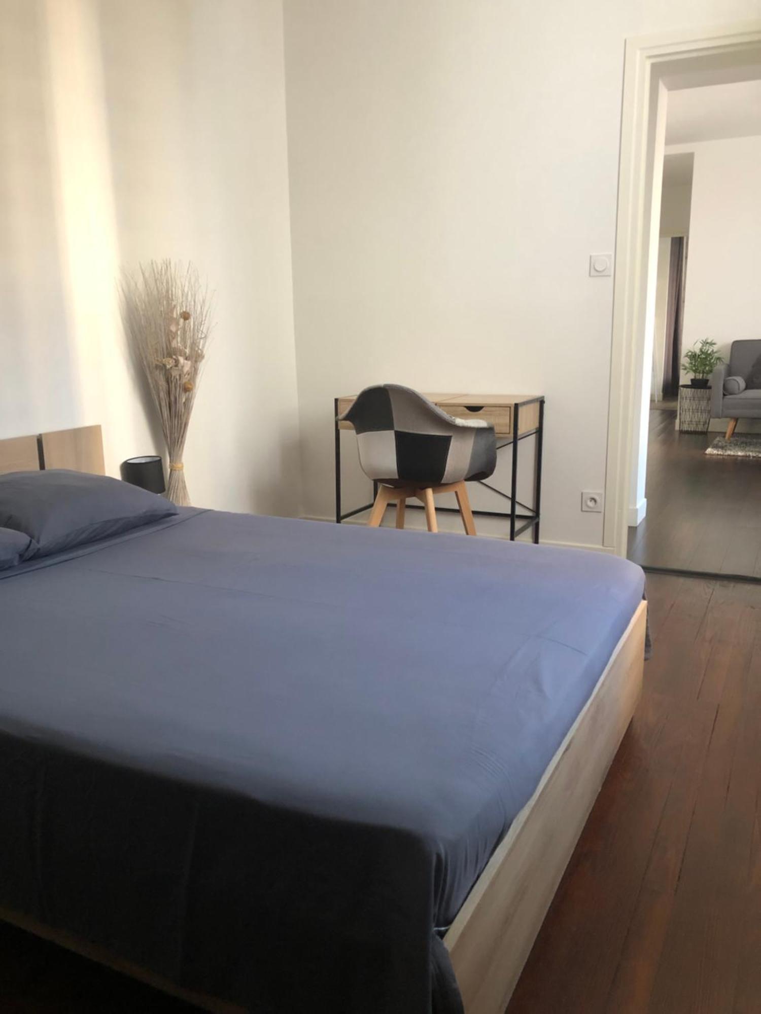 Le Charmant Grenoble Bagian luar foto